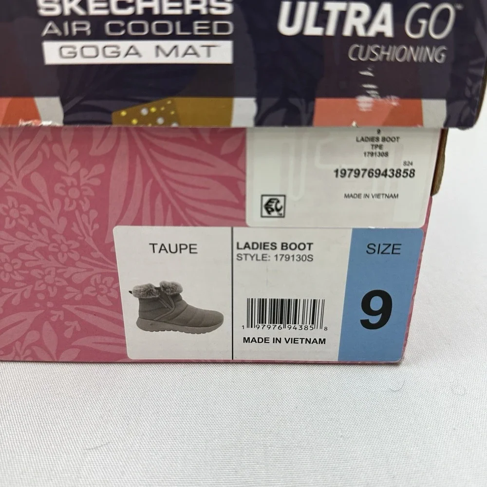Skechers Women's Go Walk Air Cooled Goga Mat Boots with Faux Fur taupe Size 9